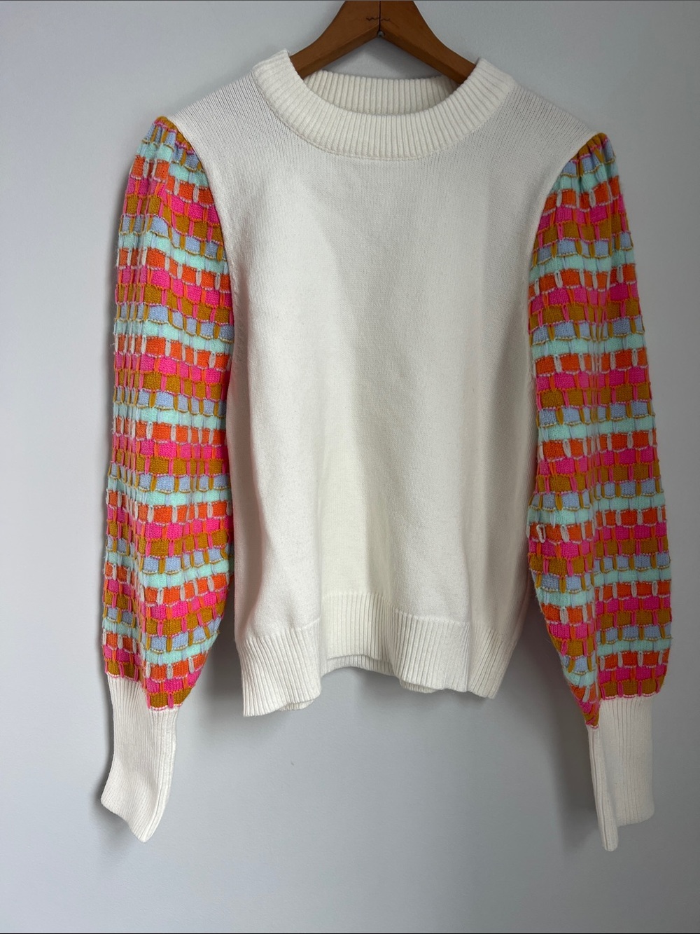 THML | Cream Sweater with Pink & Light Blue Patterned Sleeves Size L